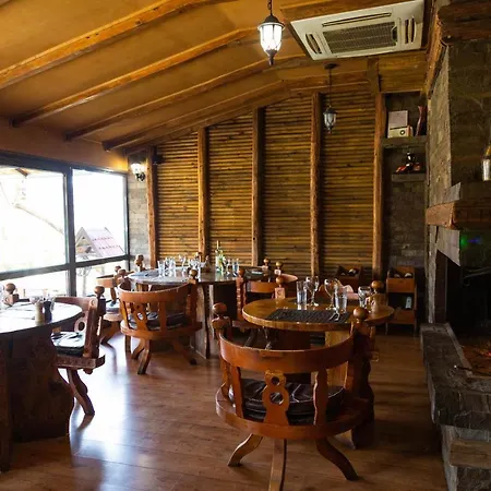 Отель Prezident 4*