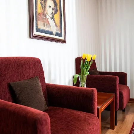 Prezident 4* سرمسكي كارلوفيتش