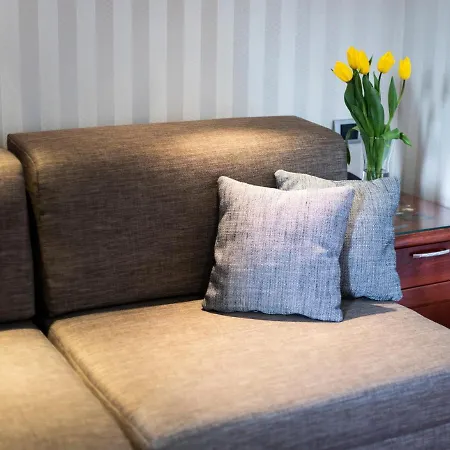 Отель Prezident 4*