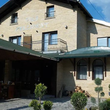 Prezident 4* سرمسكي كارلوفيتش