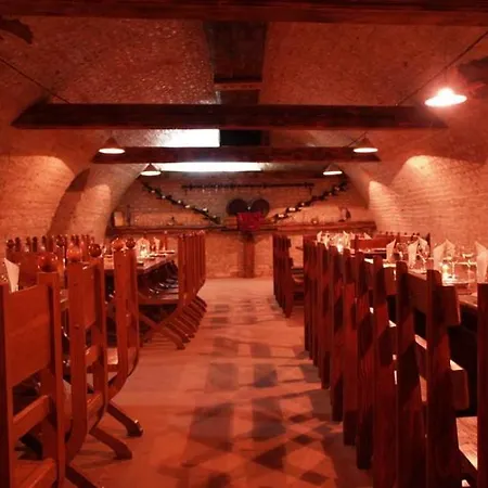 فندق Prezident 4*